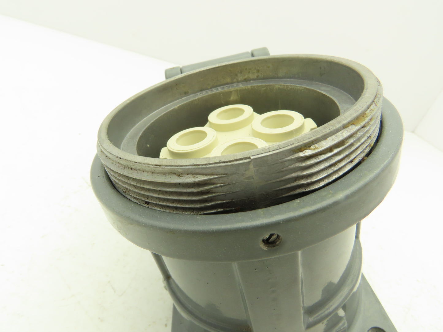 Russellstoll Receptacle W Flap Cover Lid Rubber Seal 60A 250/480VAC  3 Pole