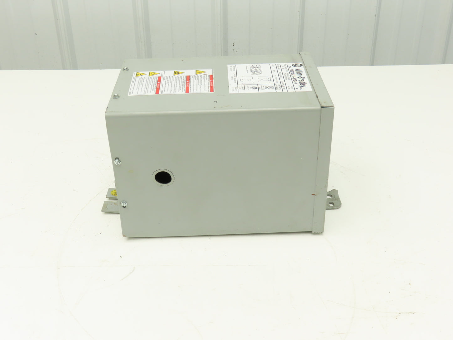 Allen Bradley 1497D-A14-M10-0-N Transformer 3kva HV 240/480V LV 120/240V 1PH