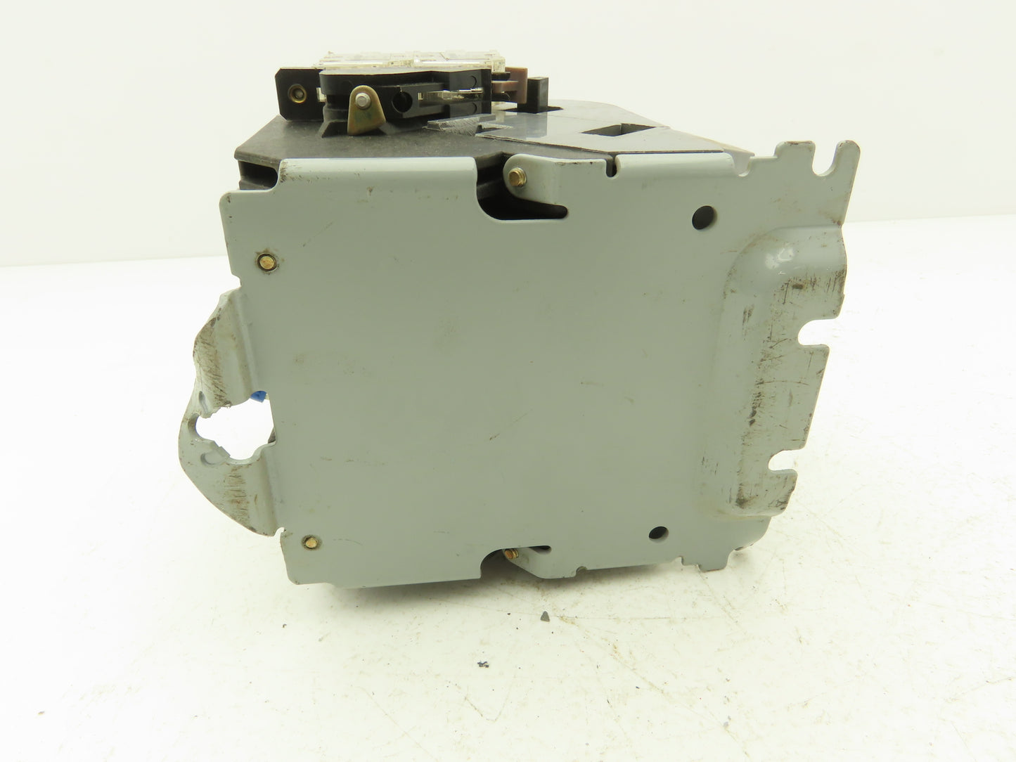 Furnas 40HP32A* Contactor Motor Starter 50Hp 600VAC 3Ph 120V Coil Ser A Size 3