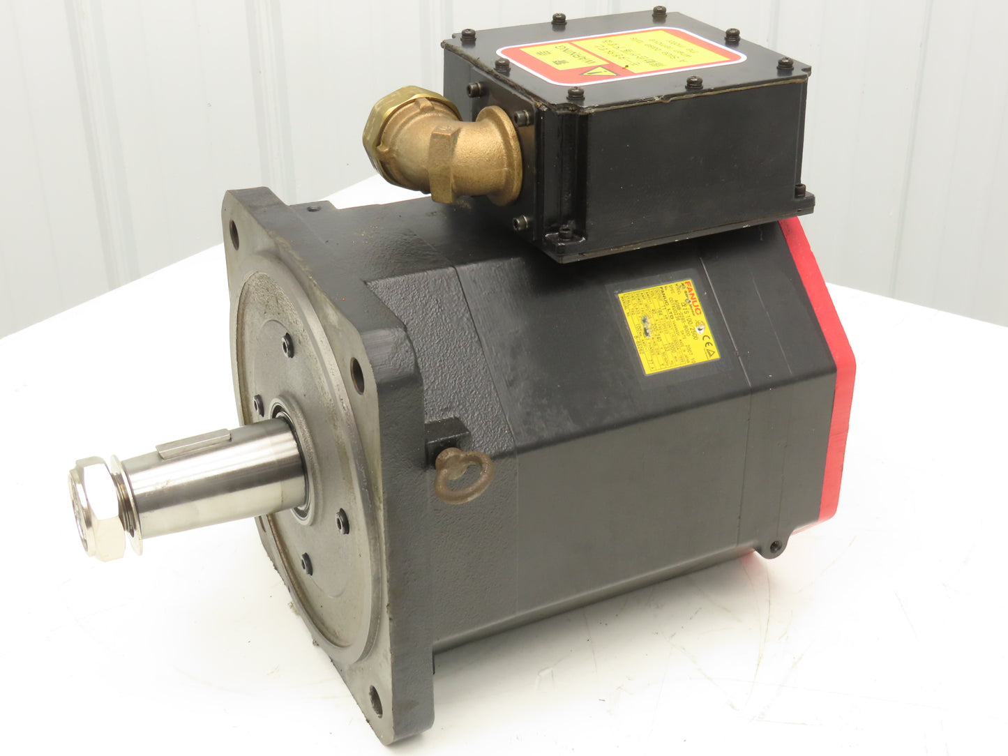 Fanuc A06B-0285-B000 AC Servo Motor 11kw 164V 2000 RPM Encoder A860-2000-T301