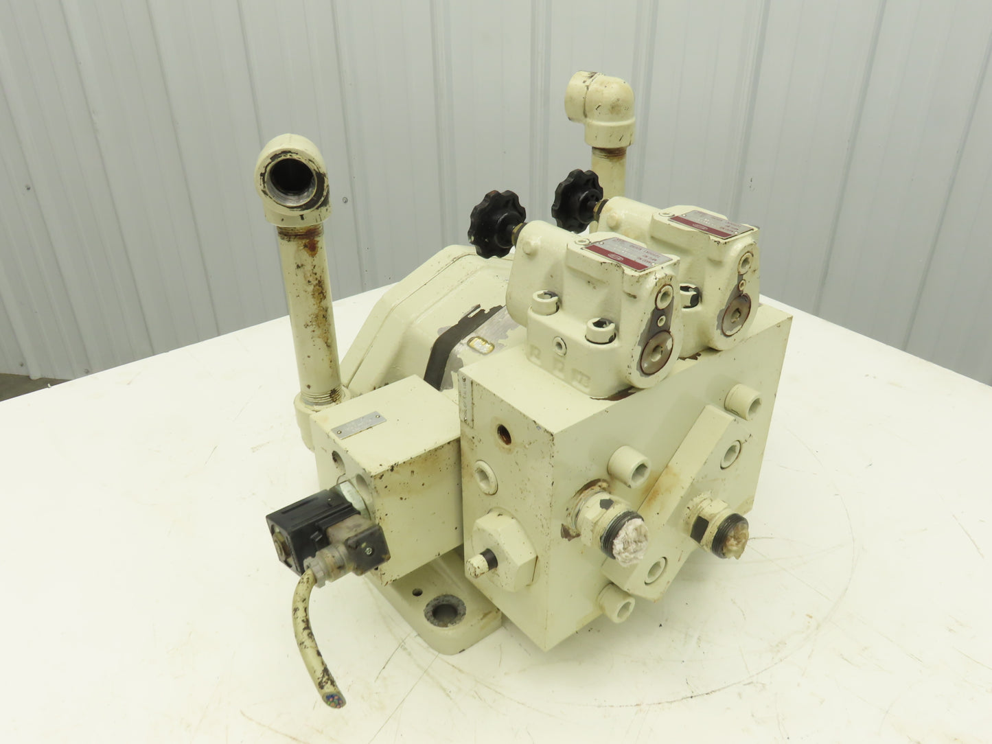 Toyooki TCM5-L63-M1-A-022 Hydraulic Internal Gear Pump 3000 PSI 62.2cm³/rev