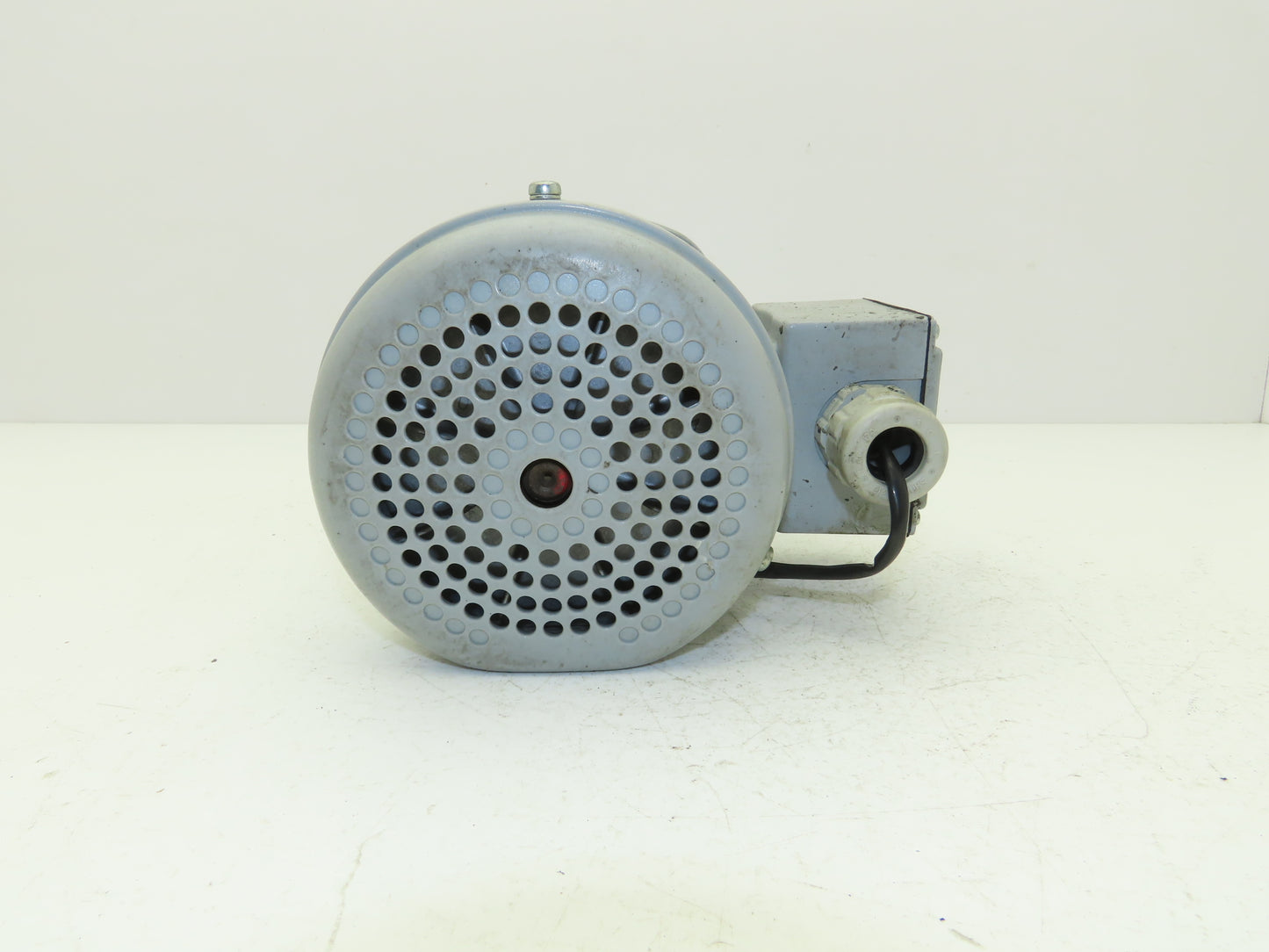 GTR Nissei G3LB-22-200-T010A Gearmotor 200:1 Ratio 0.1kw 8.6rpm 220V 3PH