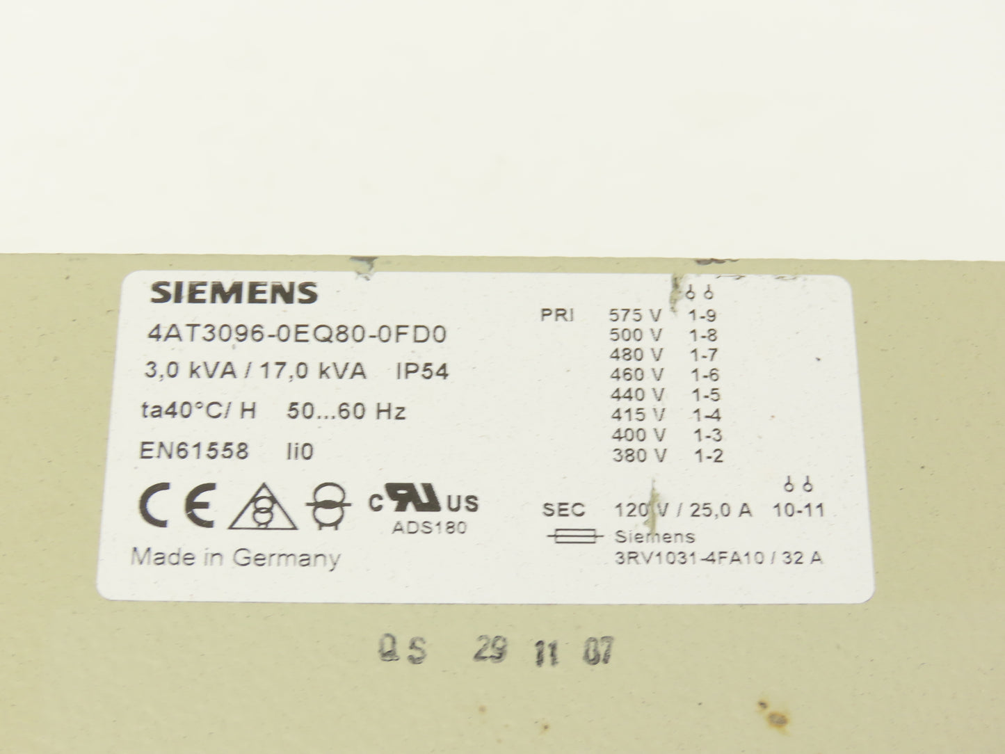Siemens 4AT3096-0EQ80-0FD0 Stepdown Transformer 3/17kva HV 280-575V LV 120V 1PH