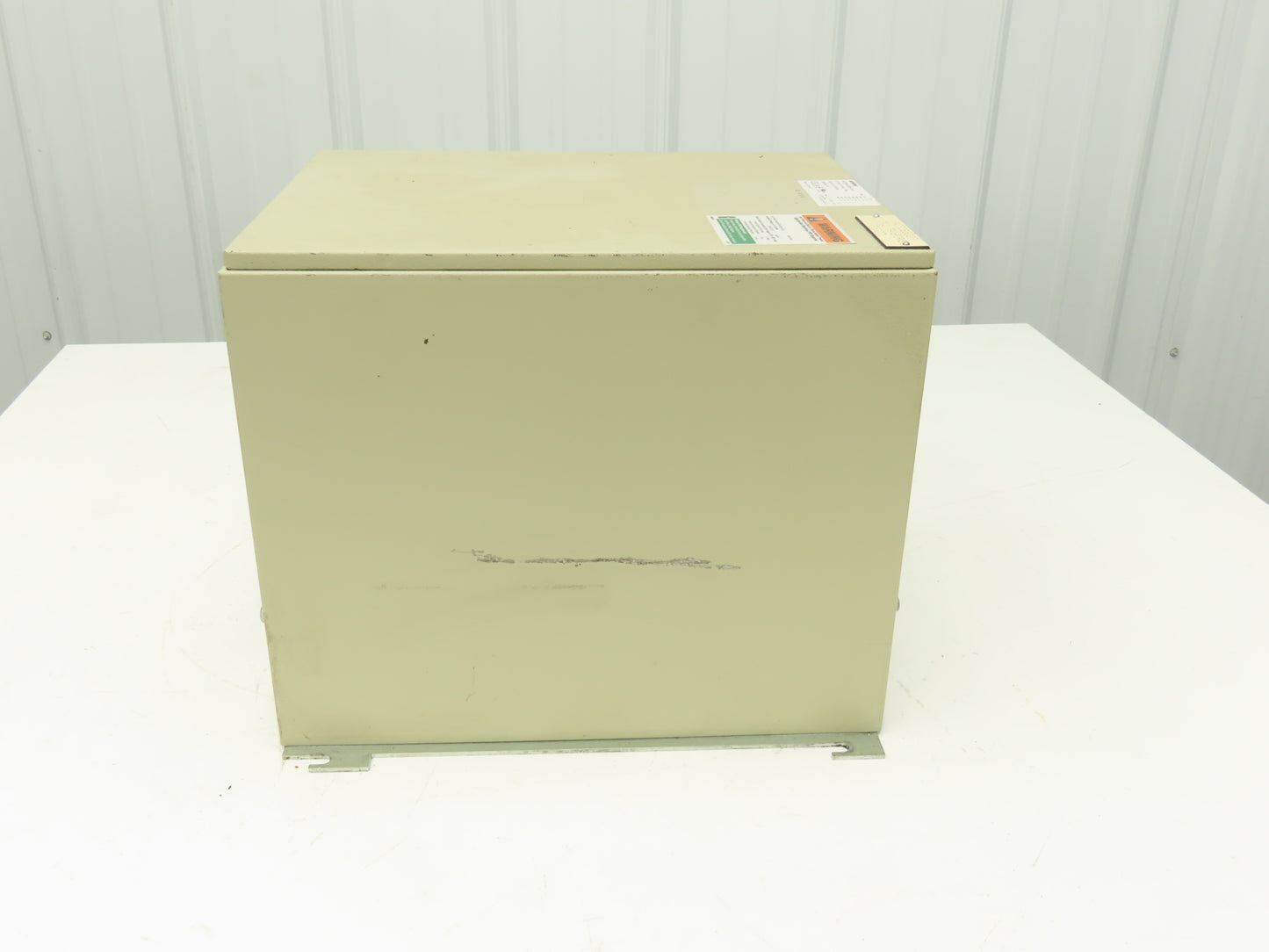 Siemens 4AT3096-0EQ80-0FD0 Stepdown Transformer 3/17kva HV 280-575V LV 120V 1PH