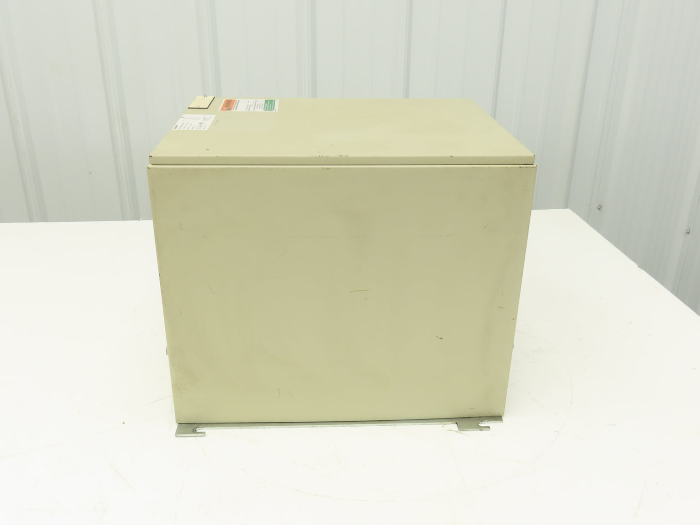 Siemens 4AT3096-0EQ80-0FD0 Stepdown Transformer 3/17kva HV 280-575V LV 120V 1PH