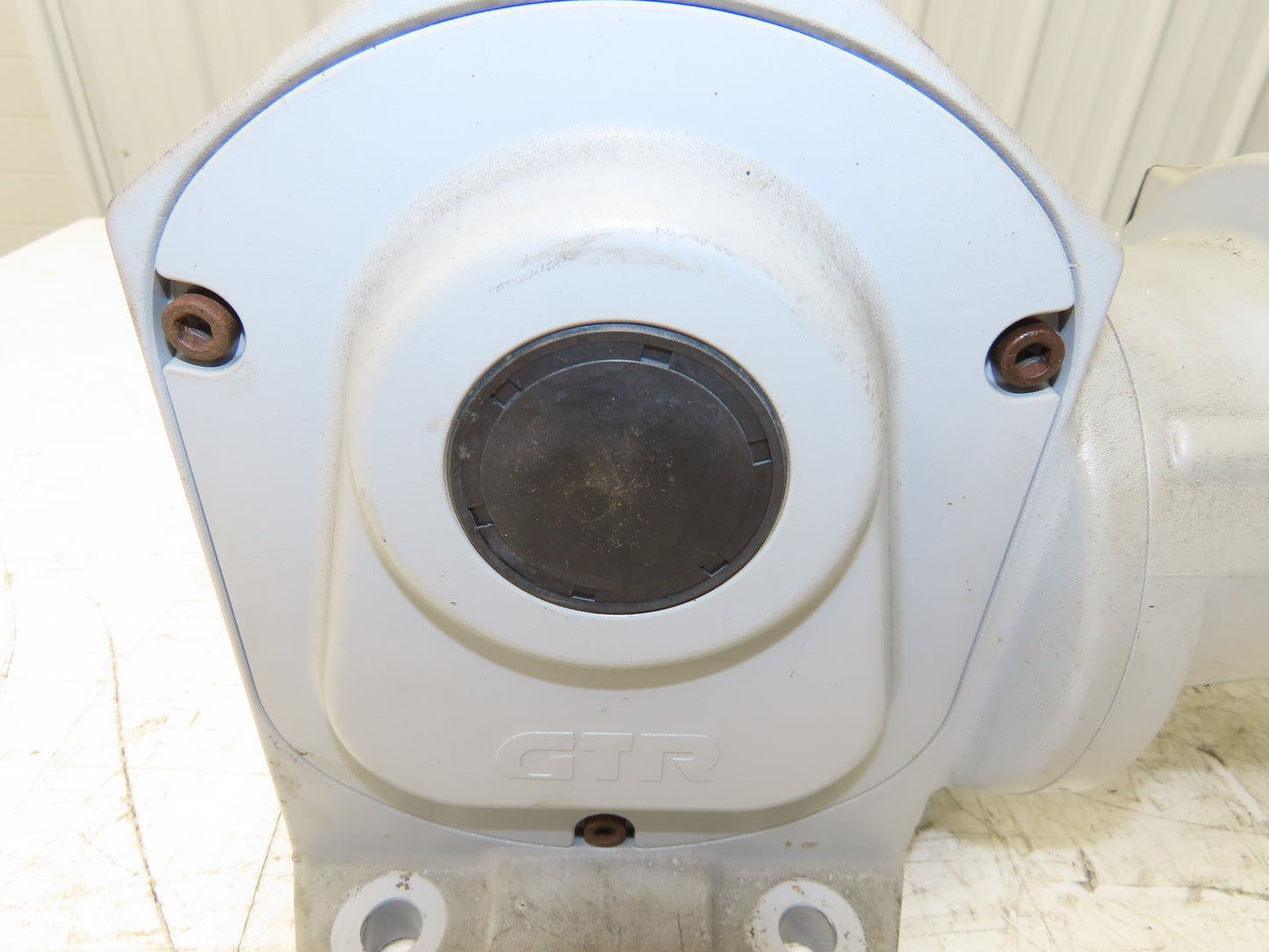 GTR Nissei H2LB-32R-750-T010A Gearmotor 750:1 Ratio 0.1kw 2.3rpm 220V 3PH