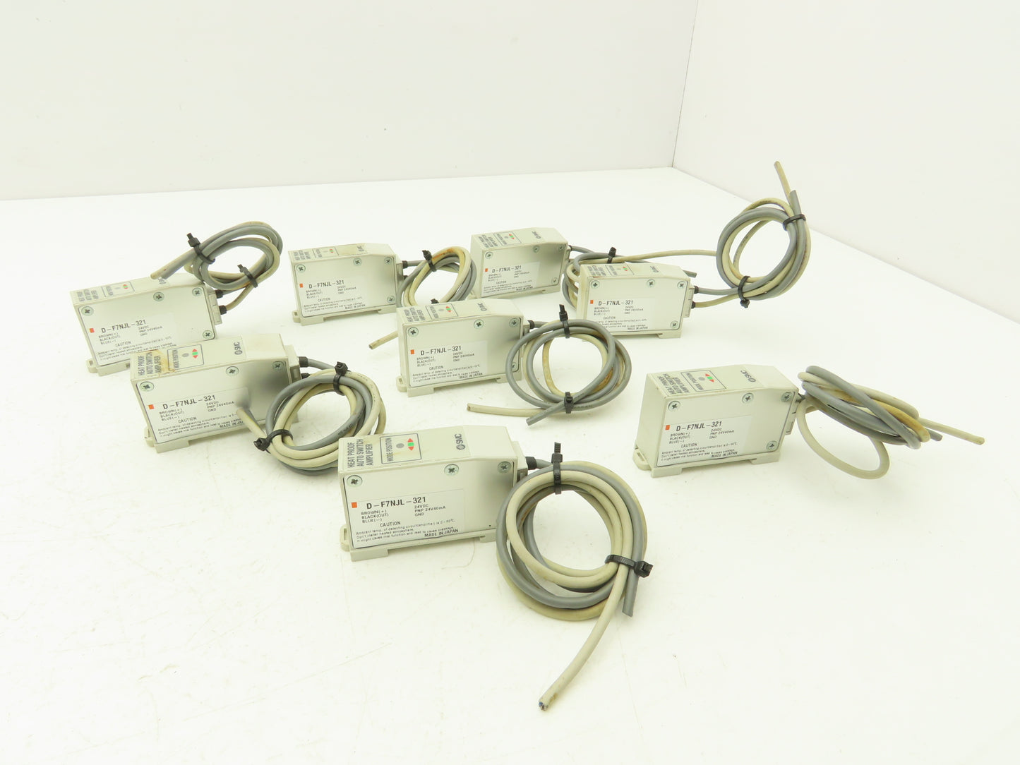 SMC D-F7NJL-321 Cylinder Auto Switch Control Solid State 24VDC