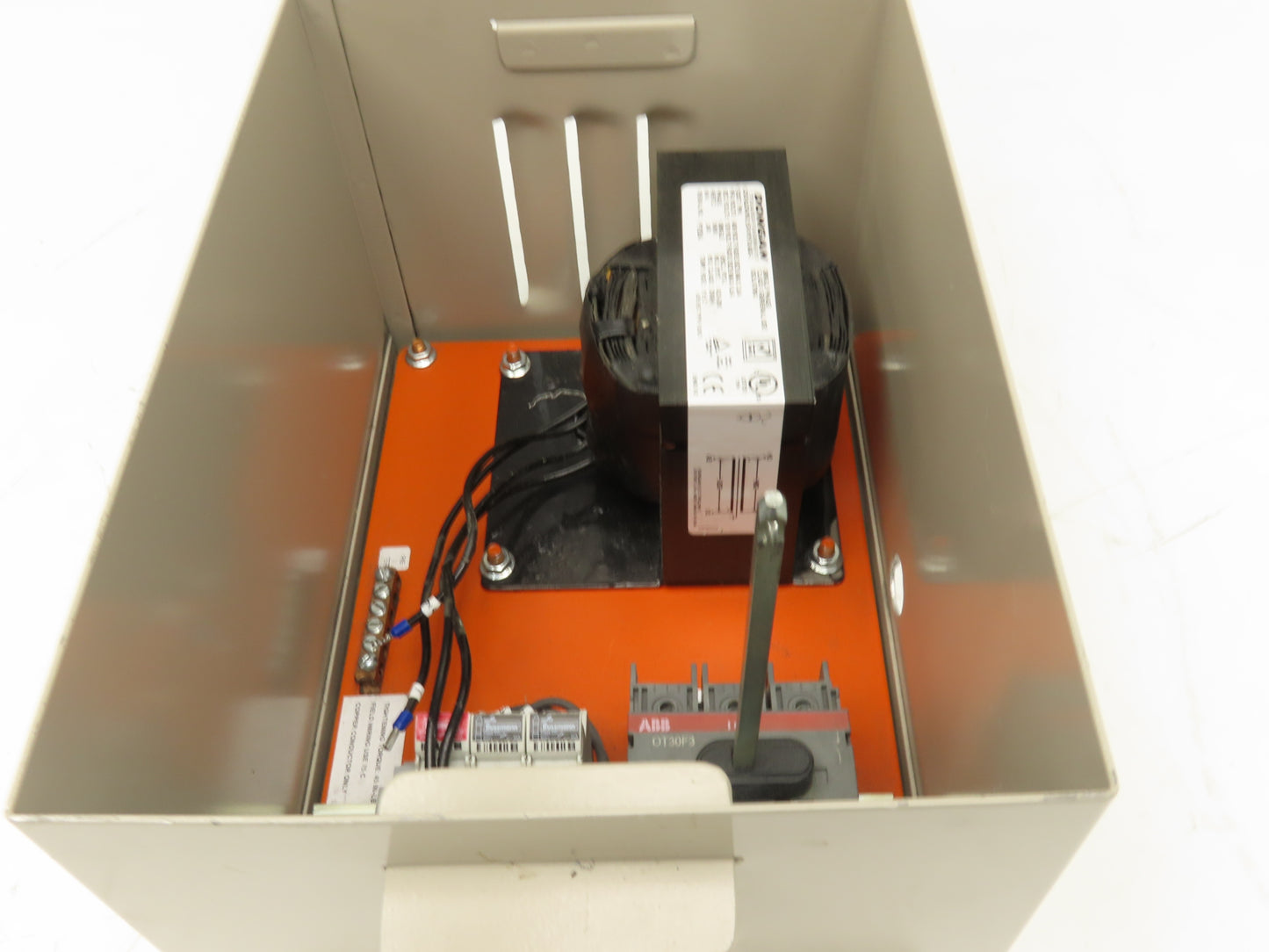 Dongan TDL-170 Transformer Lighting Disconnect 1/2KVA 1PH HV 480V LV 120V