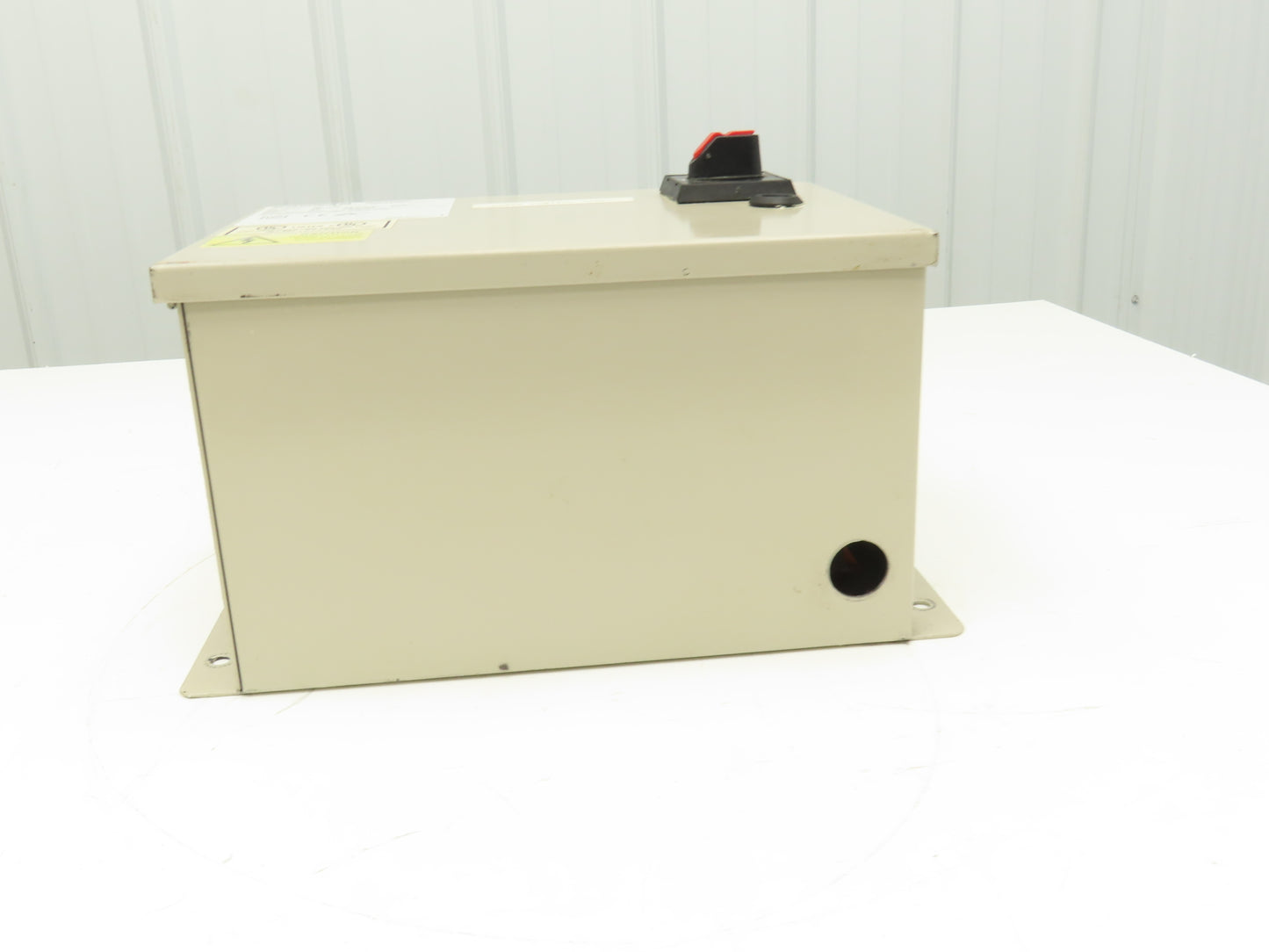 Dongan TDL-170 Transformer Lighting Disconnect 1/2KVA 1PH HV 480V LV 120V