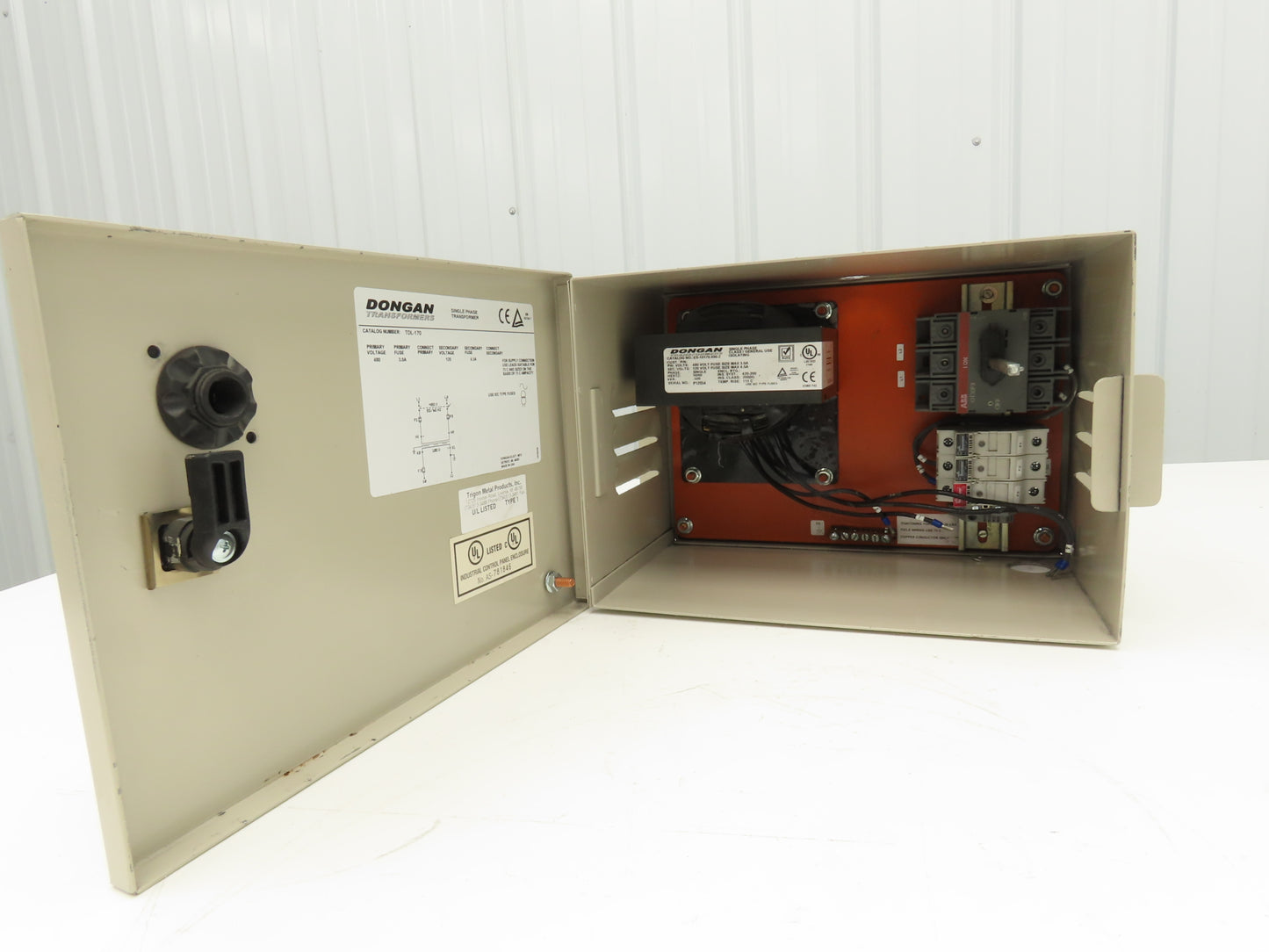 Dongan TDL-170 Transformer Lighting Disconnect 1/2KVA 1PH HV 480V LV 120V