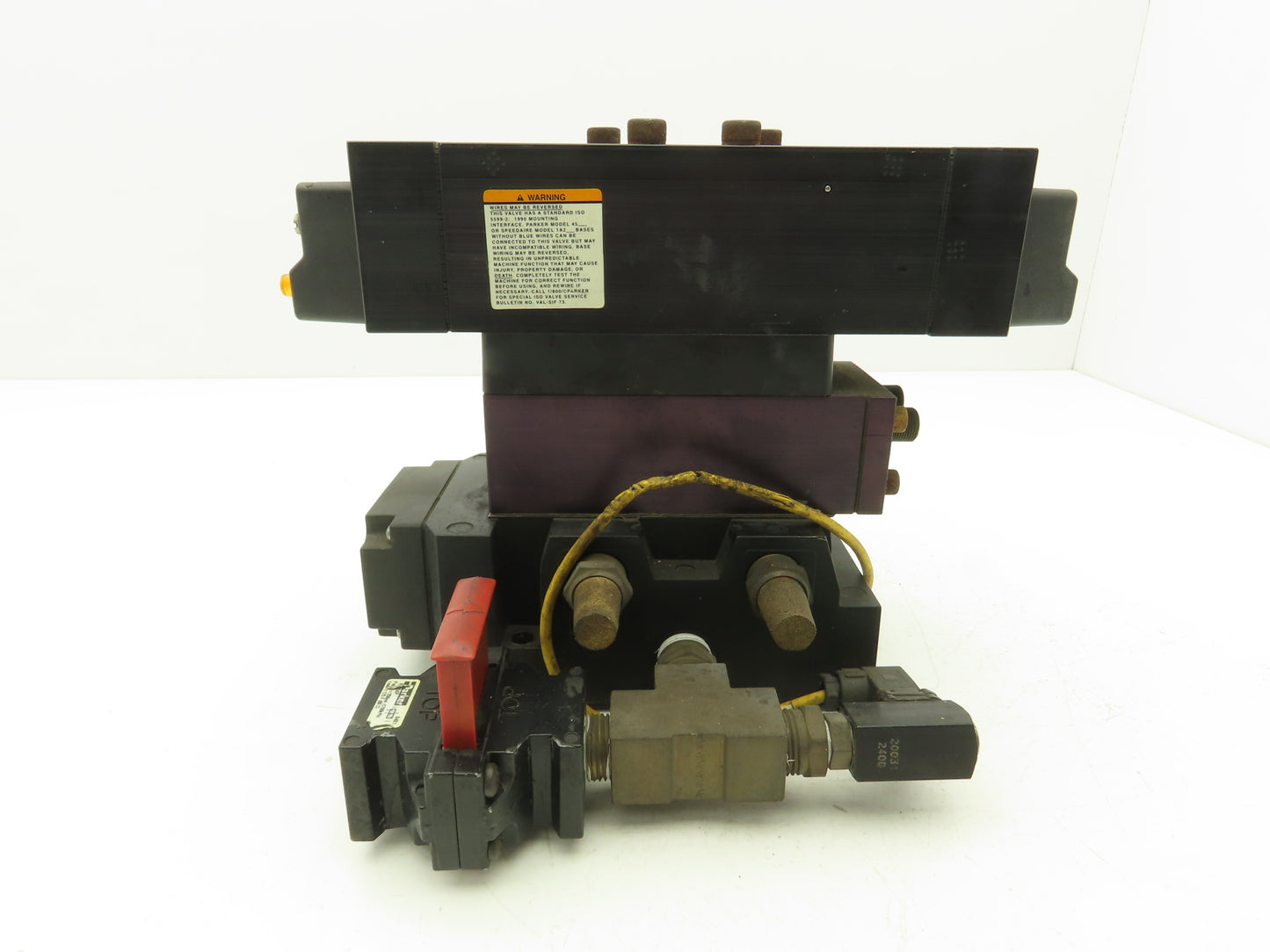 Parker H3227BGA49001A Directional Solenoid Valve Stack 24VDC 1/2"NPT 150PSI