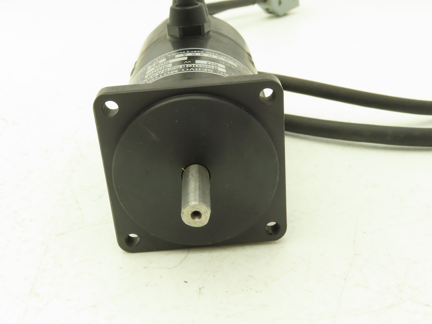 Olympus Optical BG60CB52BAABN AC Servo Motor W Encoder 3000 RPM 500PPR 8mm Shaft