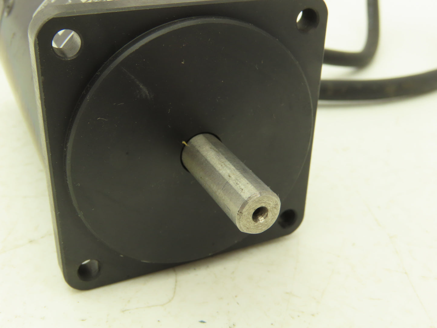 Olympus Optical BG60CB52BAABN AC Servo Motor W Encoder 3000 RPM 500PPR 8mm Shaft