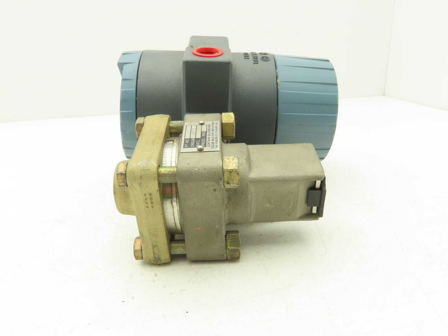 Foxboro 821GM-IK1SM2-A Pressure Transmitter 	20mA= 100psi 12.5-65V