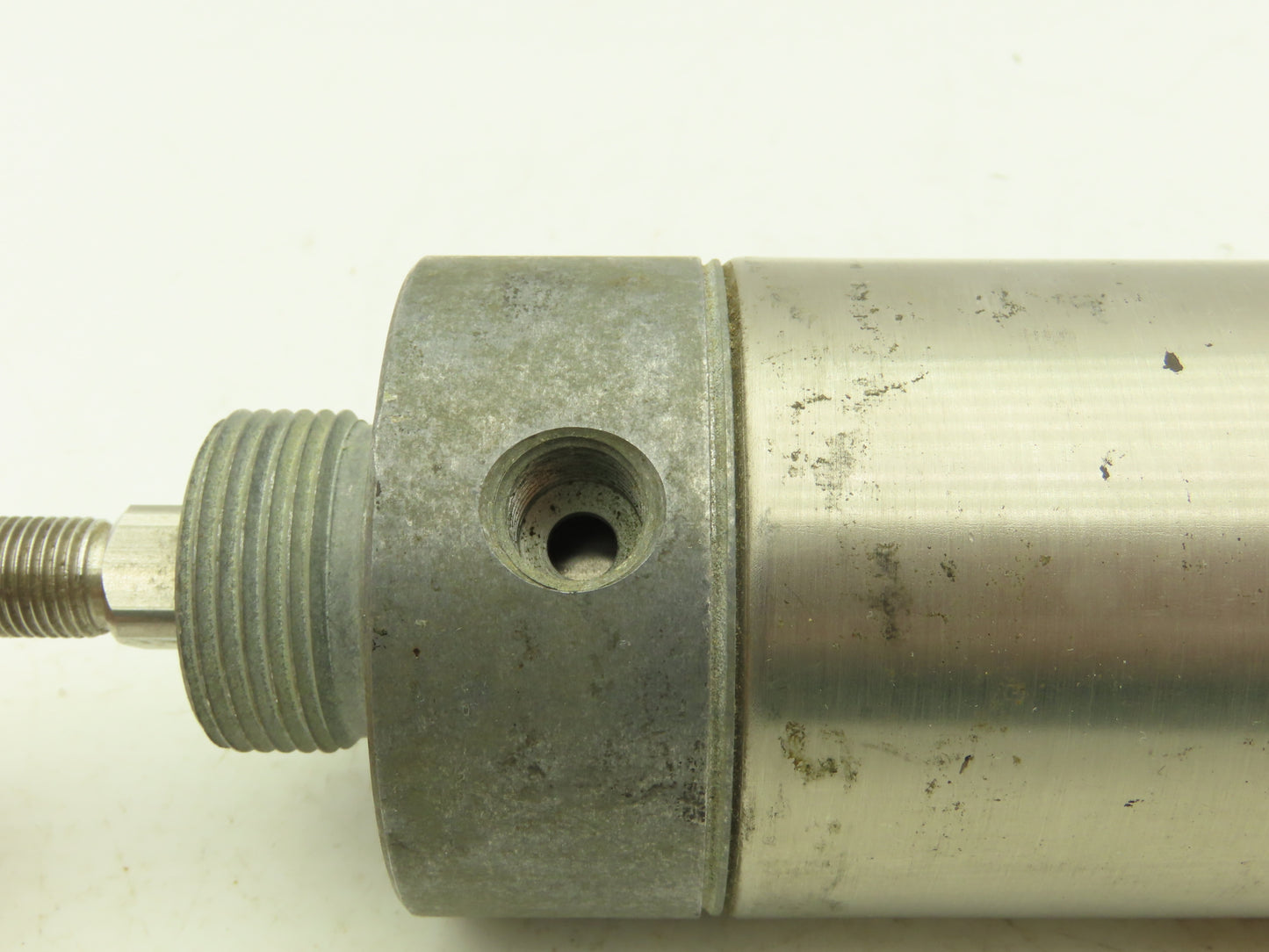Bimba NRM-507-D Pneumatic Air Cylinder 2-1/2" Bore 7" Stroke Non Rotating Rod