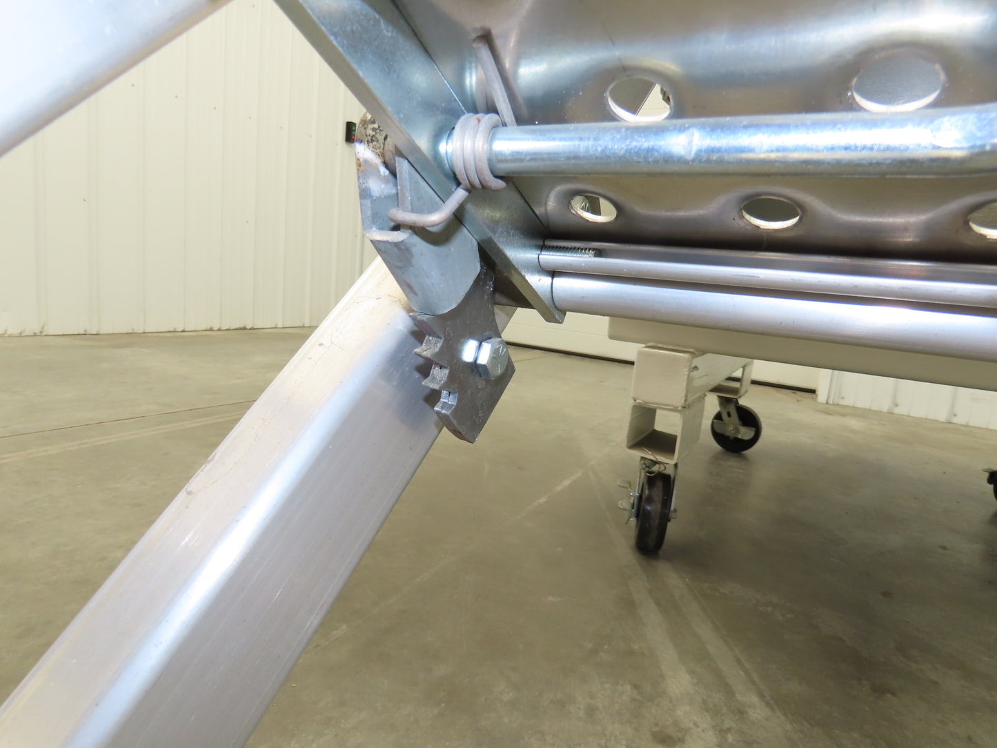 ROM Semi Trailer Side Stem Ladder & Carrier Storage Box Aluminum Step Safe Fleet