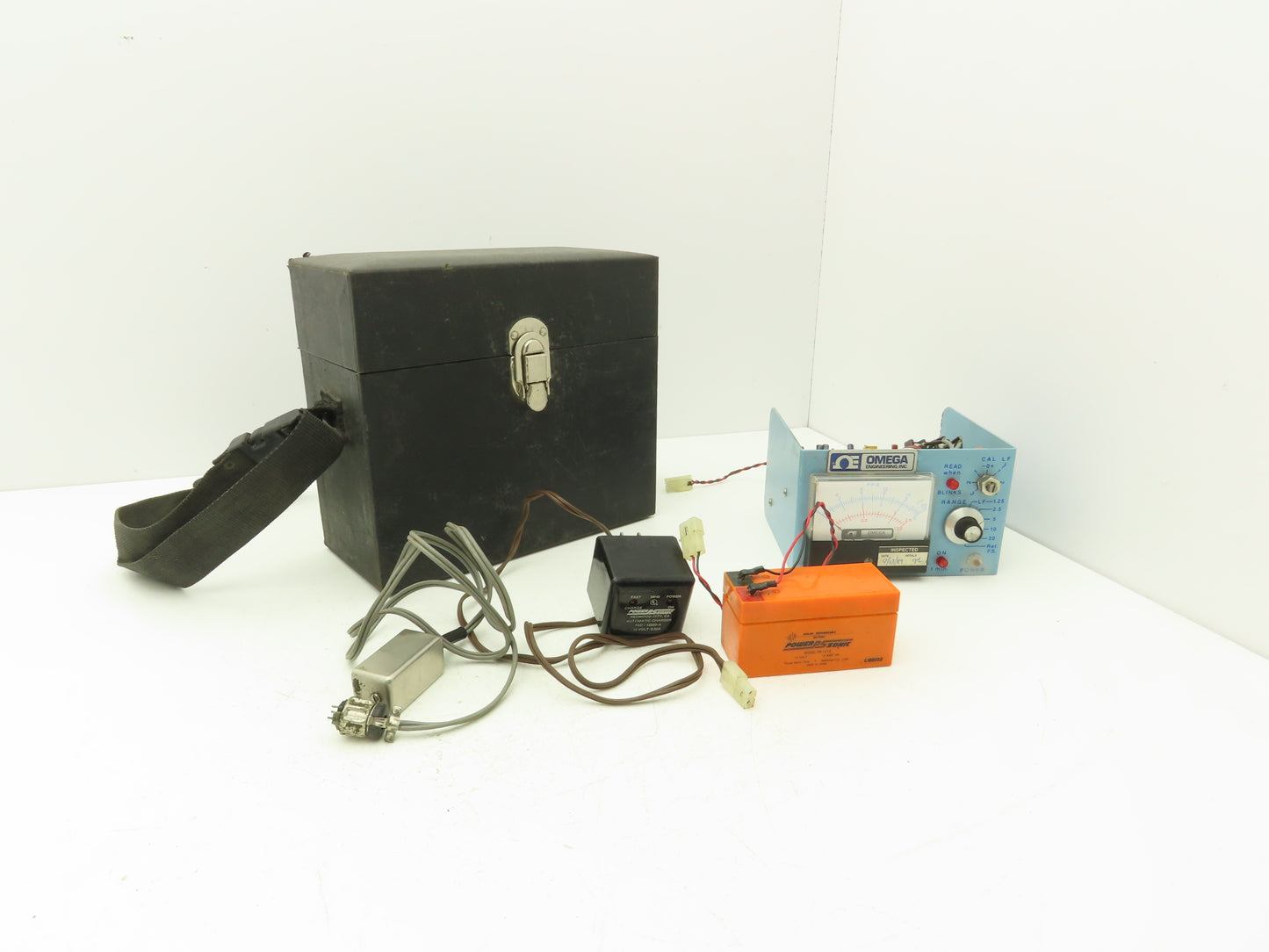 Omega Engineering FD603 Ultrasonic Flowmeter Multi Scale Vintage 12VDC