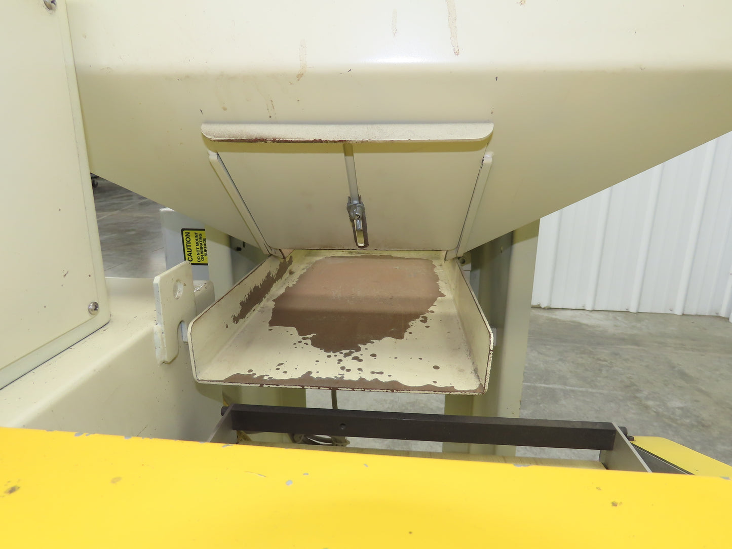 Keyence Production Inspection Camera Pass/Fail System Rejection Vibrator Feeder