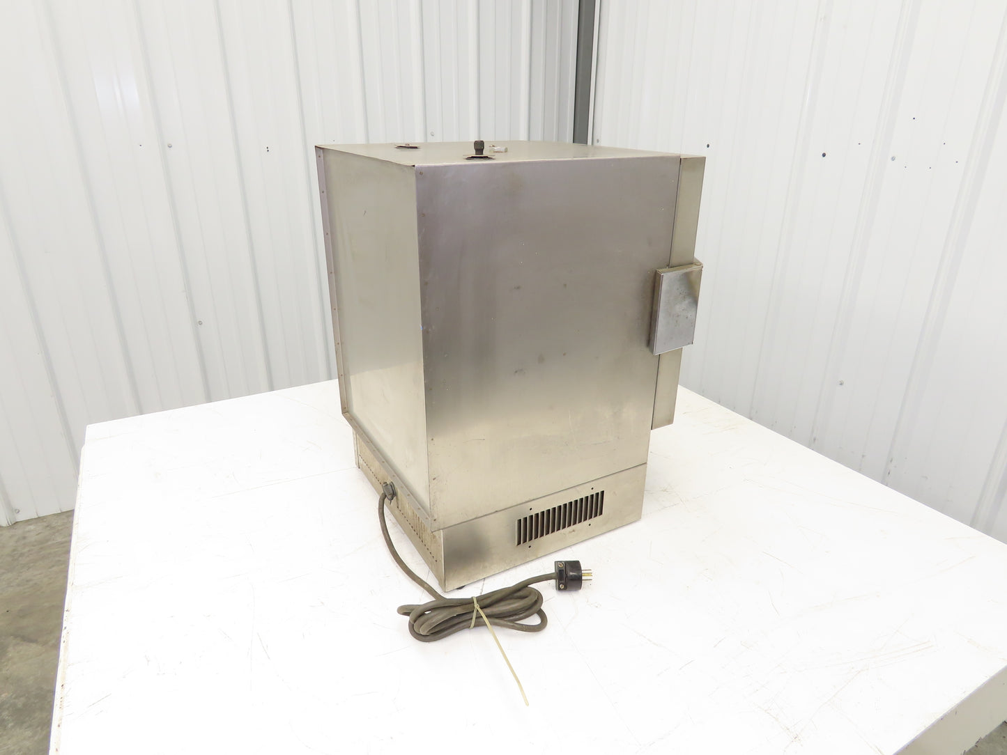 Blue M OV-12A Stainless Laboratory Gravity Oven 500°F 260°C 975W 120V