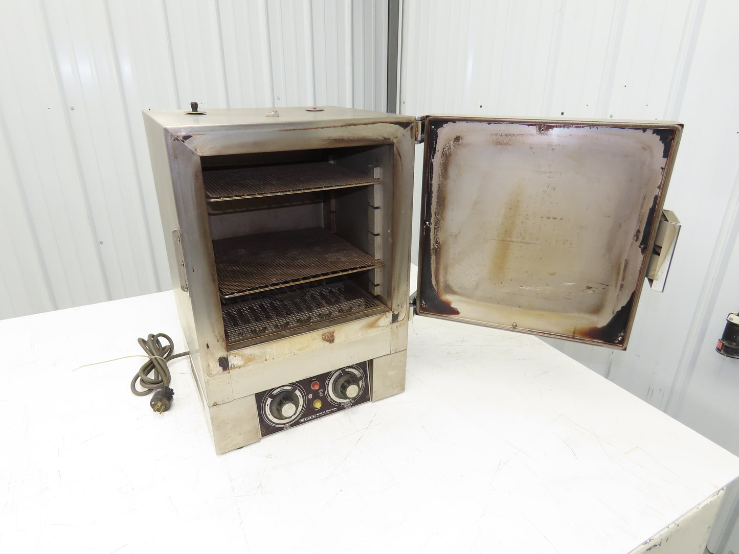 Blue M OV-12A Stainless Laboratory Gravity Oven 500°F 260°C 975W 120V