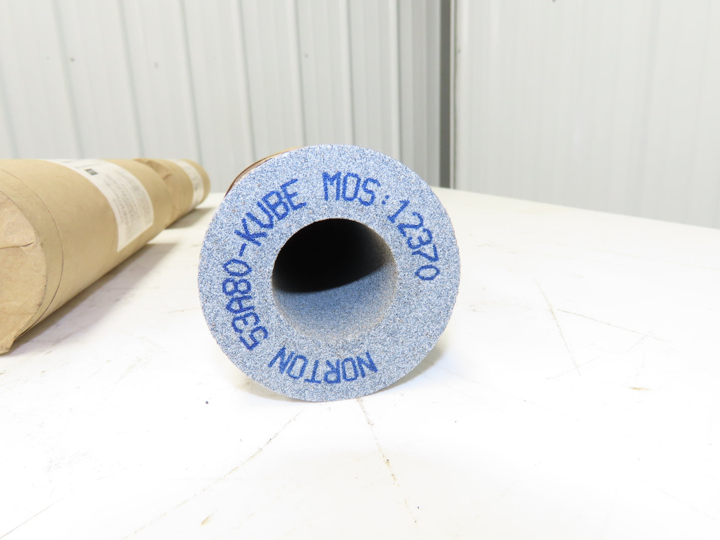 Norton 53A80-KVBE 80 Grit Grinding Wheel 2-5/8"OD x 4-3/8"W x 1-1/4"ID Lot of 10