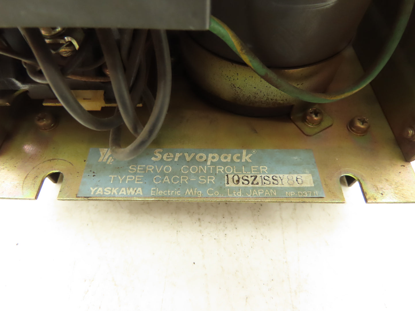 Yaskawa Electric CACR-SR-10SZ1SSY86 ServoPack Servo Drive Controller Module
