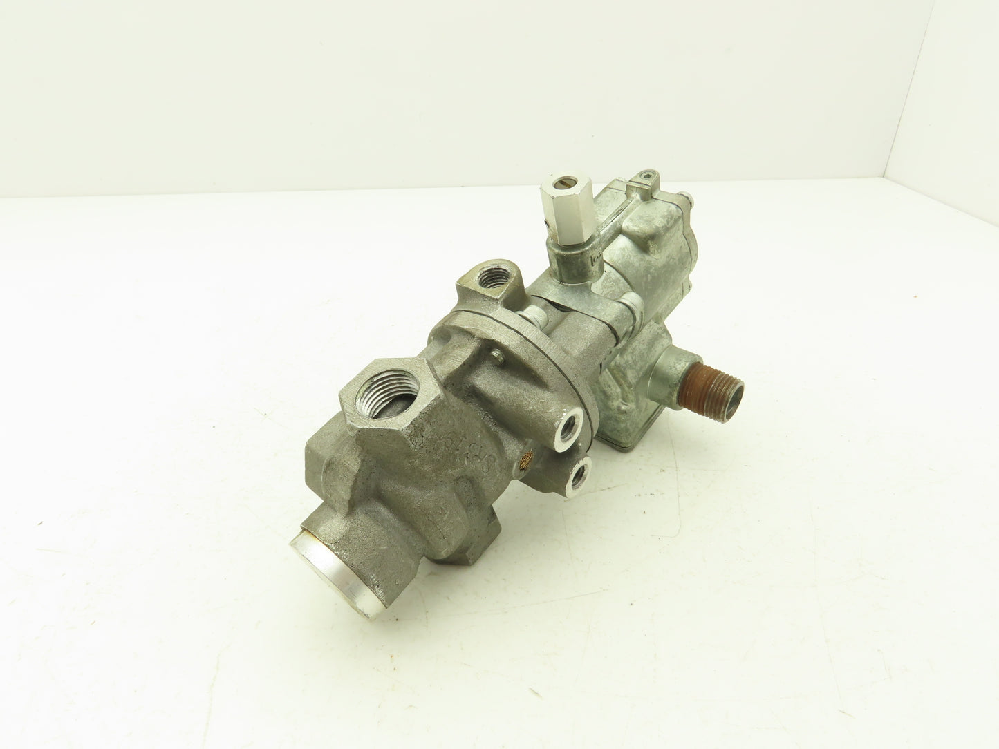 Parker N3554900153/K065903553 Pneumatic Solenoid Pilot Control Valve 120V 1/2NPT