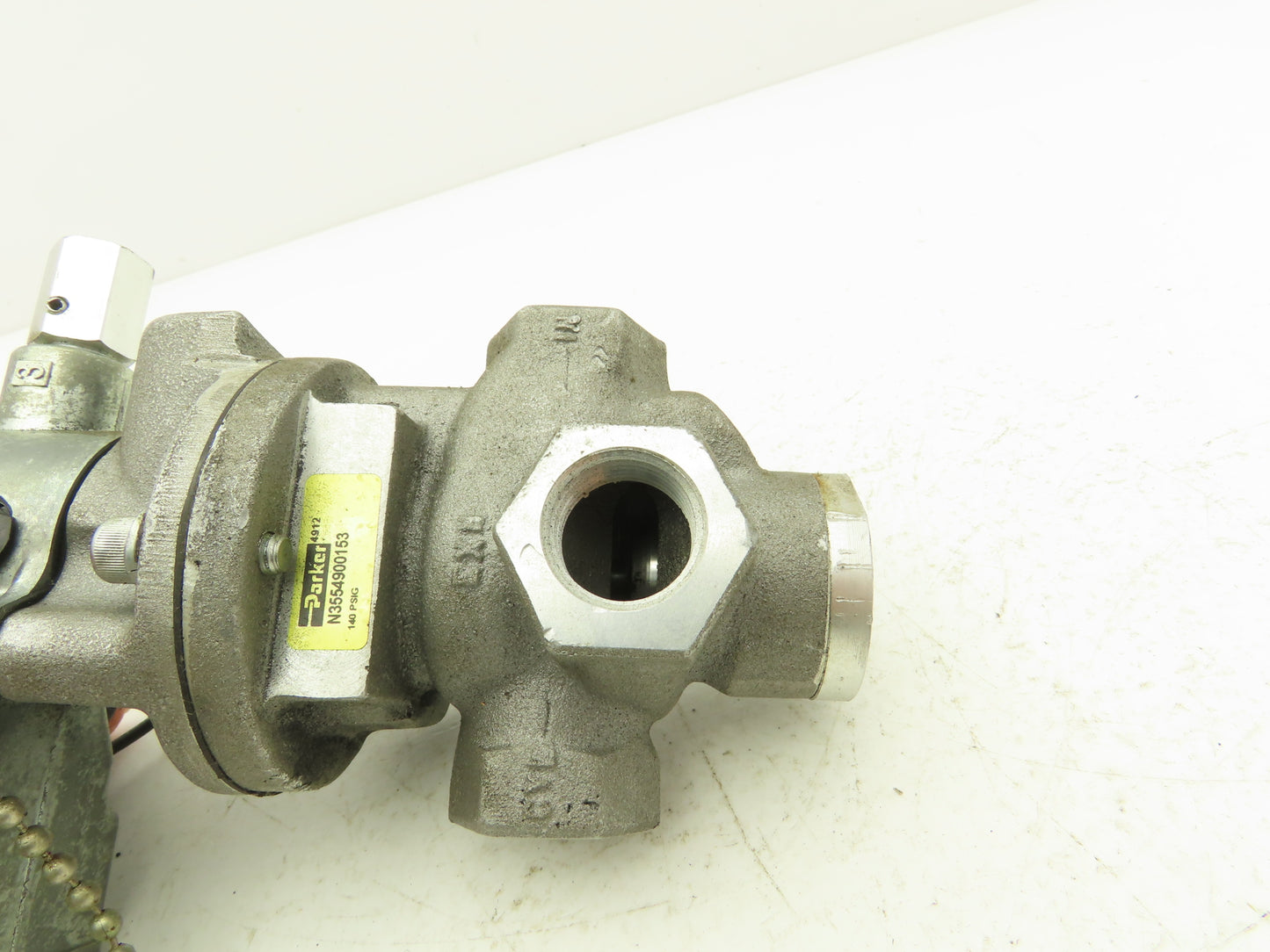 Parker N3554900153/K065903553 Pneumatic Solenoid Pilot Control Valve 120V 1/2NPT