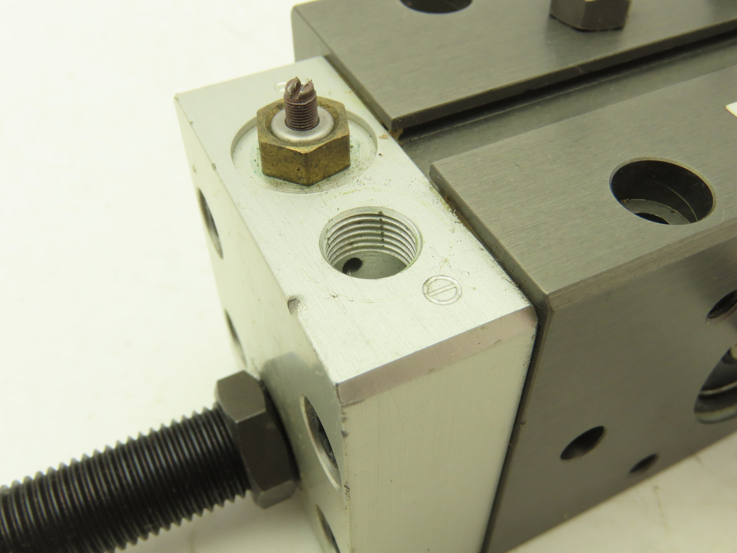 PHD RAS5 25X90-E-NB-P RAS5 25X90-E-NB-P Pneumatic Rotary Actuator 150PSI