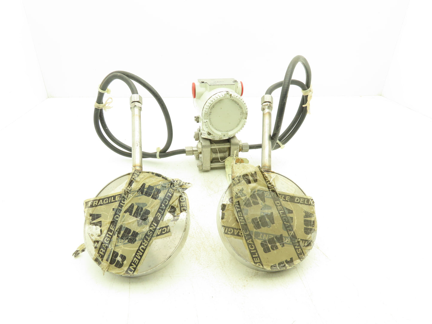 ABB 2600T Hart Electronic Pressure Transmitter 42VDC 2300PSI 264DRFSRRRA1E6B1N2