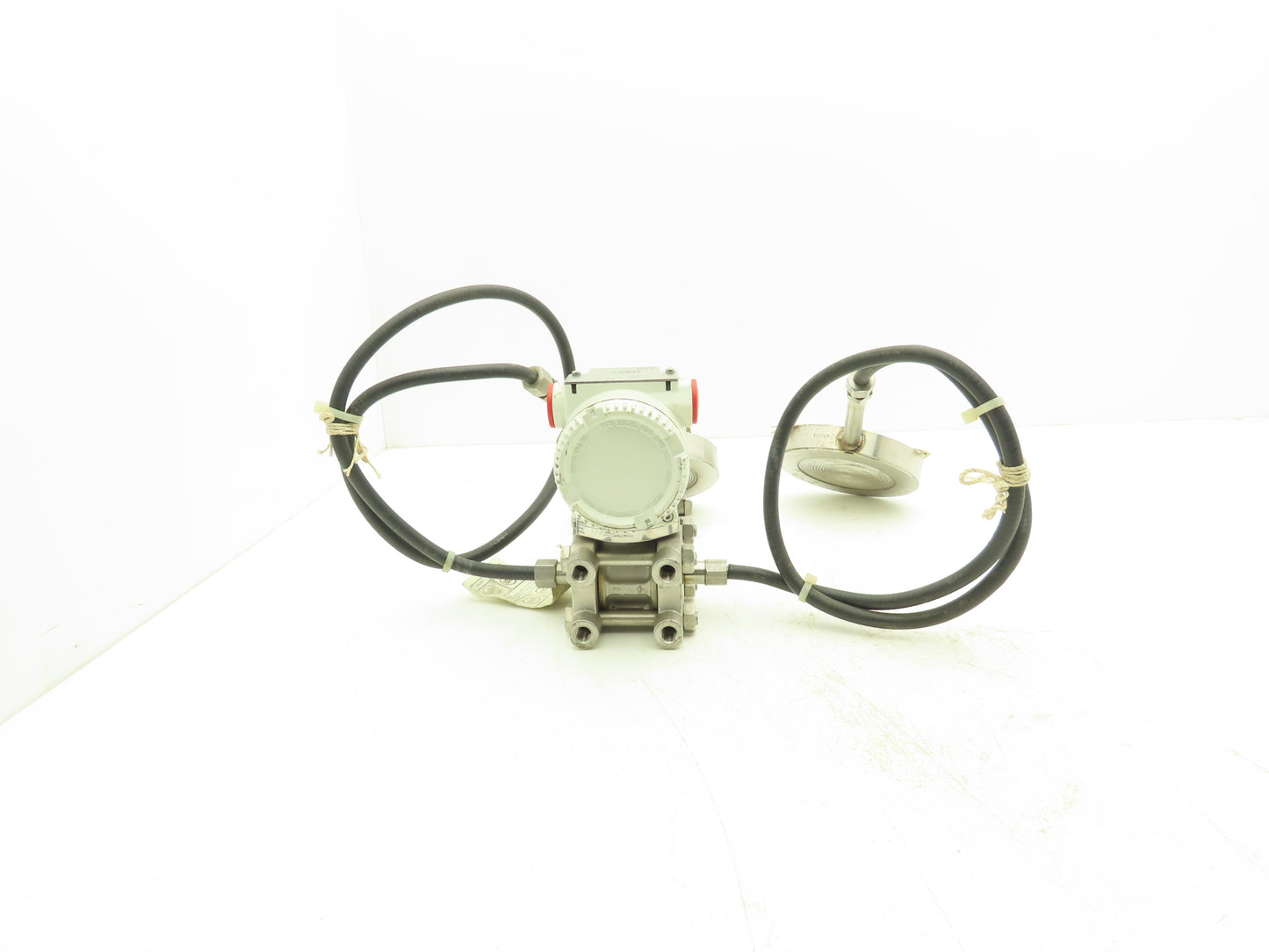 ABB 2600T Hart Electronic Pressure Transmitter 42VDC 2300PSI 264DRFSRRRA1E6B1N2