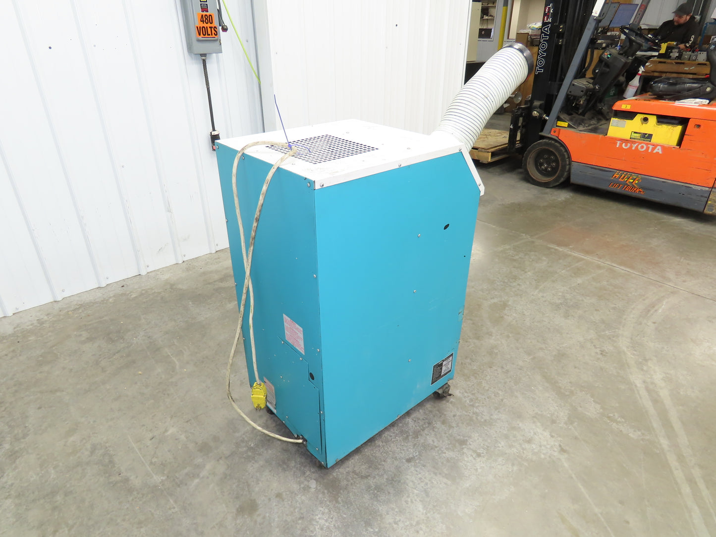 MovinCool Classic 10 Portable Spot Cooling Air Conditioner 10000 BTU 115V 1Ph