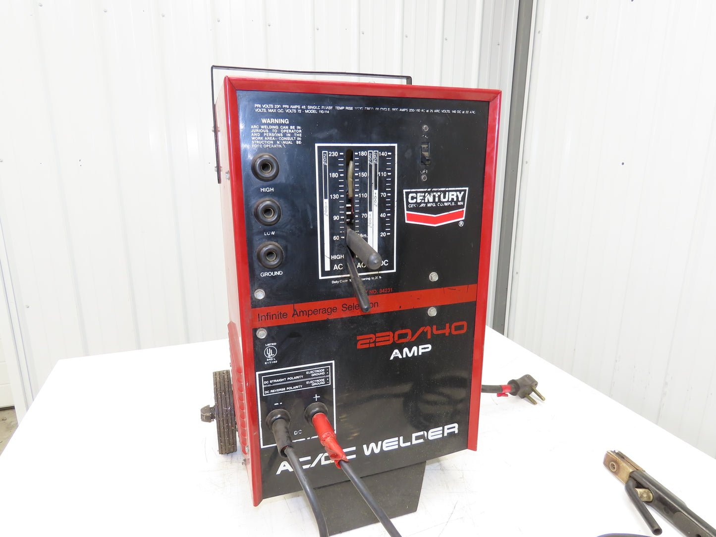 Century 110-114-115 Stick Welder 230/140 Amp AC/DC 230VAC Power Unit With Lead
