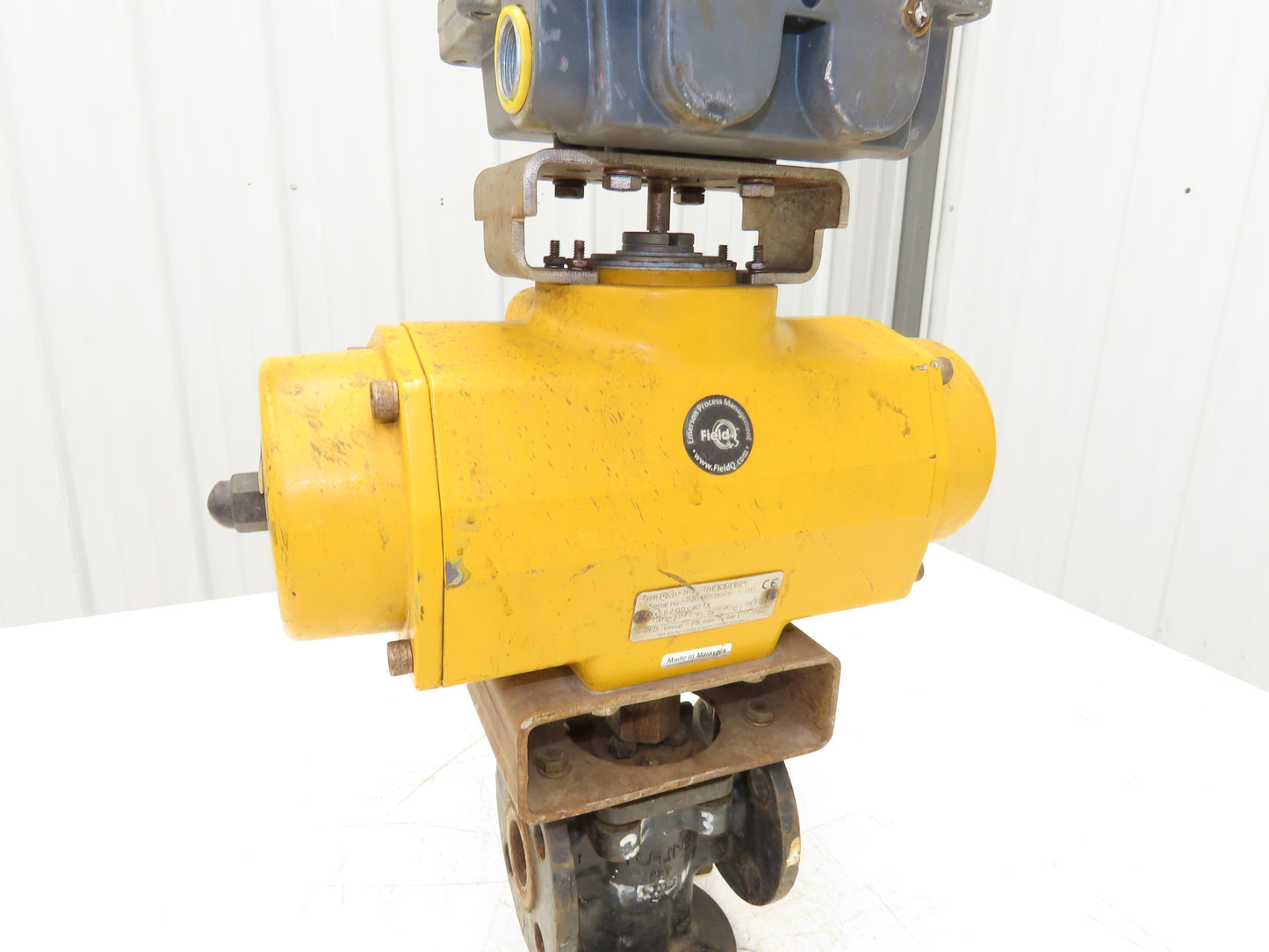 Tufline 037D 1" Flanged 3-Way Plug Valve w/Pneumatic Actuator & Positioner