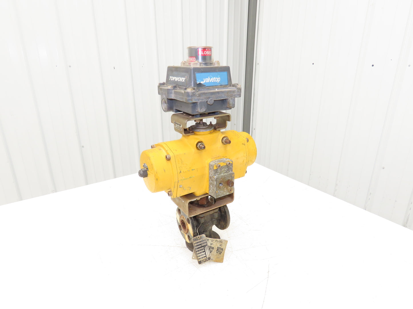 Tufline 037D 1" Flanged 3-Way Plug Valve w/Pneumatic Actuator & Positioner