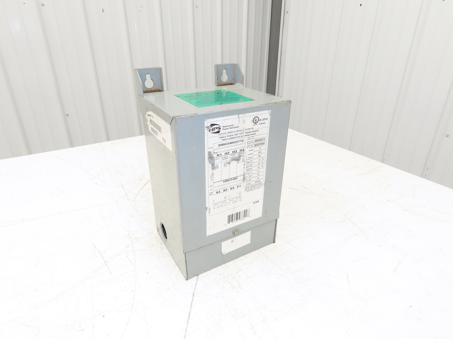 Hammond Power Solutions Q003YEKF 1 Ph Transformer 3KVA Primary 208/240/277