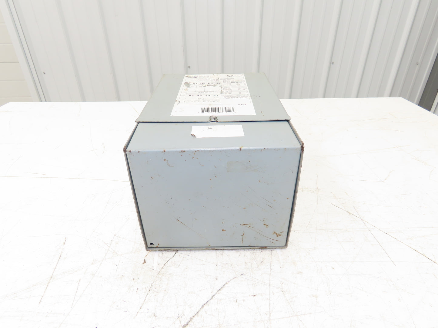 Hammond Power Solutions Q003YEKF 1 Ph Transformer 3KVA Primary 208/240/277