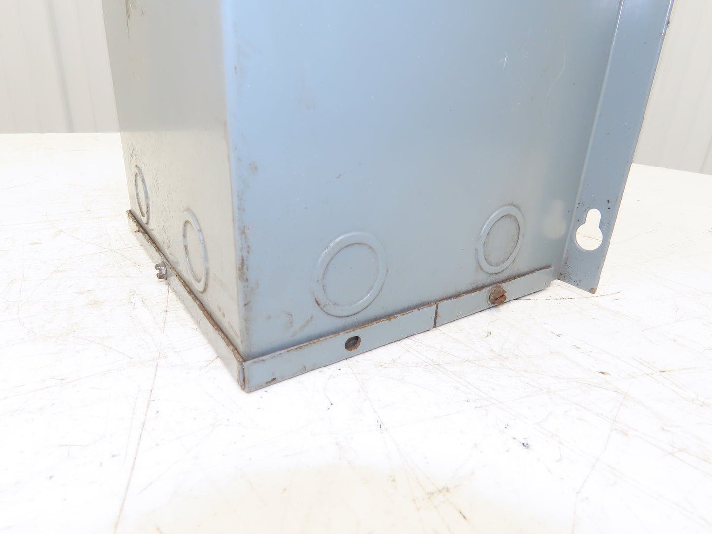 Square D 3S40F Stepdown Power Transformer 3 KVA 1Ph HV 240/480V LV 120/240V