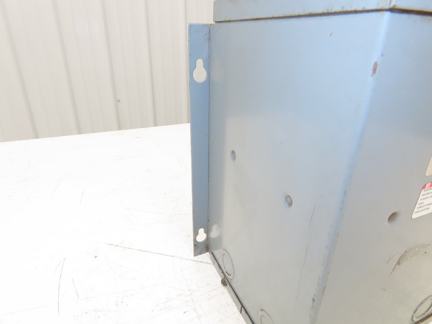 Square D 3S40F Stepdown Power Transformer 3 KVA 1Ph HV 240/480V LV 120/240V