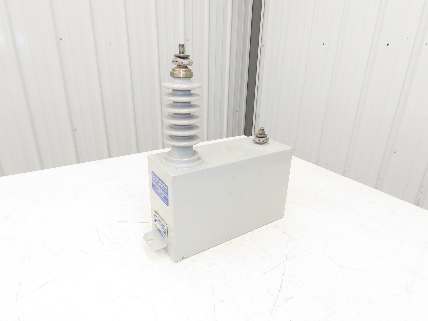 54L226UC50 Dielektrol Capacitor 7200v 1ph 95kV BIL 100-kVAR 60hz