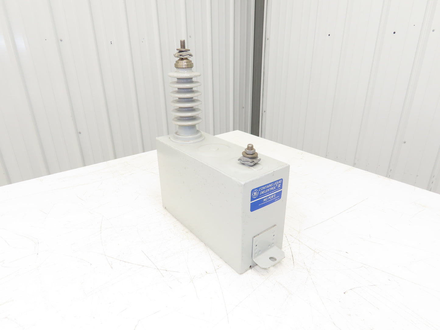 54L226UC50 Dielektrol Capacitor 7200v 1ph 95kV BIL 100-kVAR 60hz