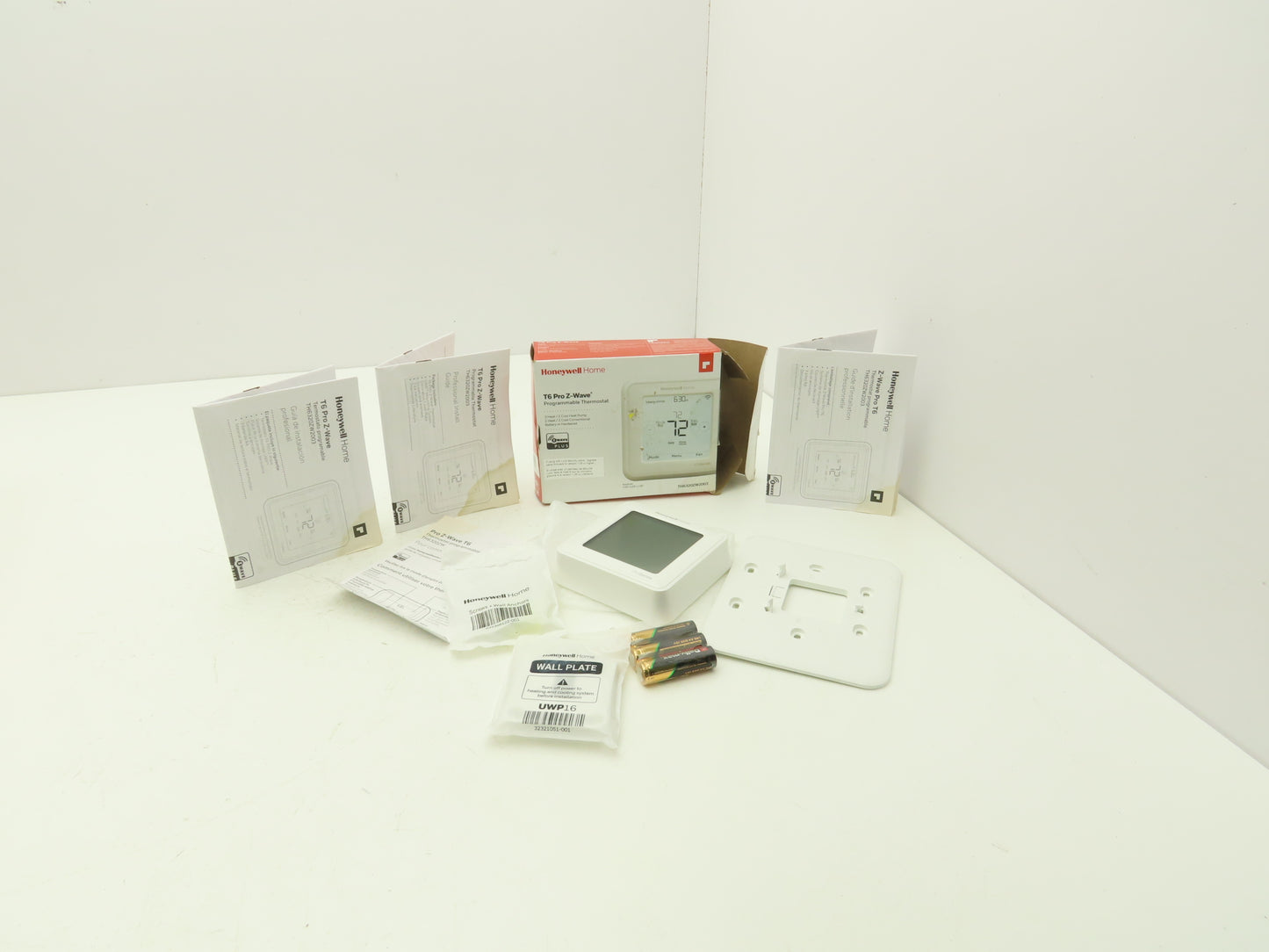 Honeywell TH6320ZW2003 T6 Pro Z-Wave Thermostat Programmable Battery or Hardwire