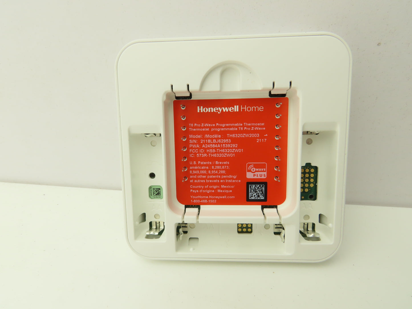Honeywell TH6320ZW2003 T6 Pro Z-Wave Thermostat Programmable Battery or Hardwire