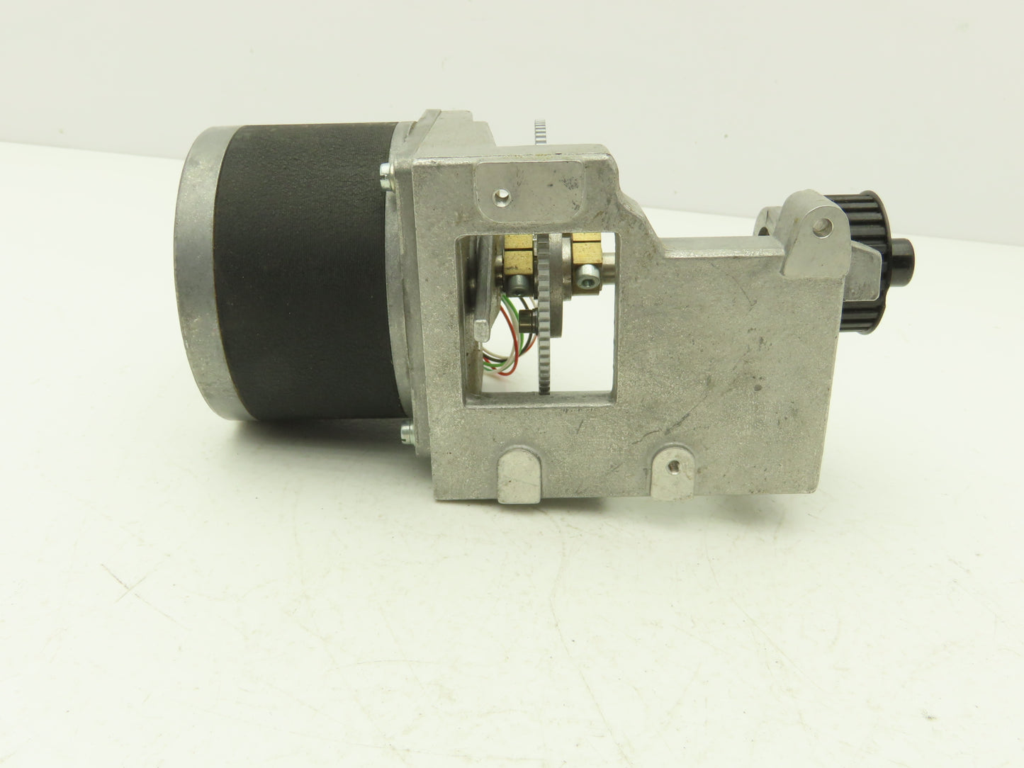 Rapidsyn 34D-9106D Dana Stepper Motor Assy 1.8 Step Angle 2.9VDC RPM 60CPS 3.0 A