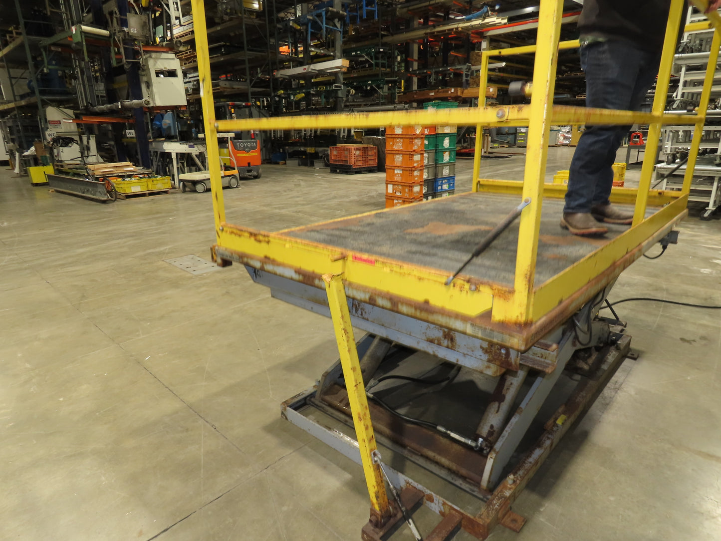 American 2000LB Electric Scissor Lift 96x60" Top 60" Travel Scaffold Work Dock