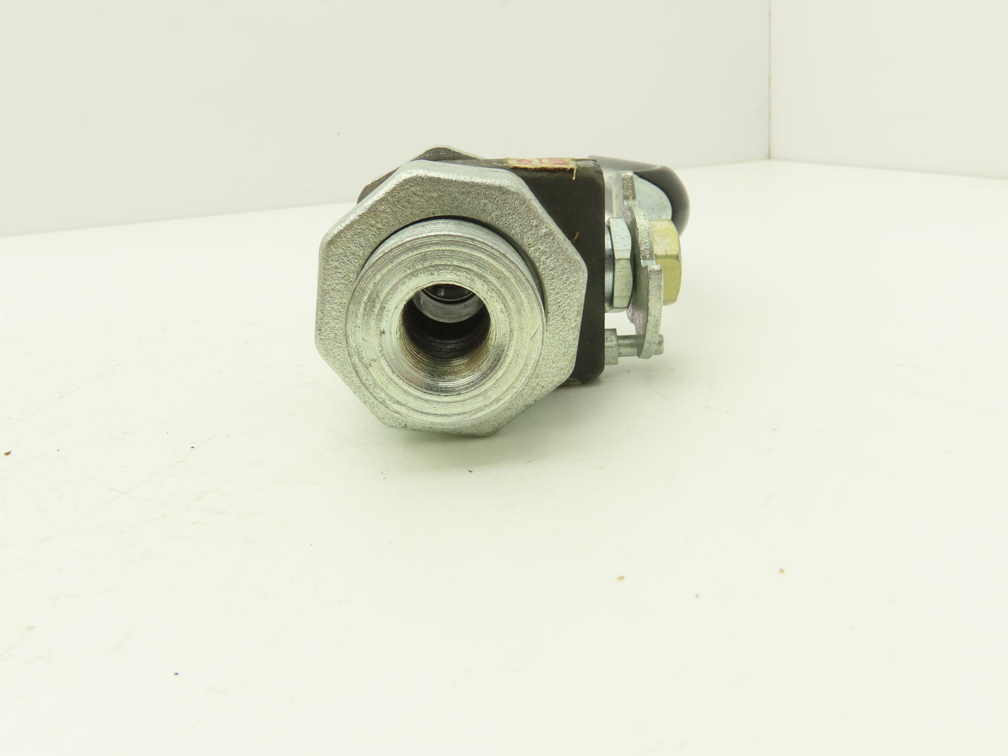 Marpac B790KT 3/8" NPT Ball Valve Reduced Port 4500 WOG CTFE