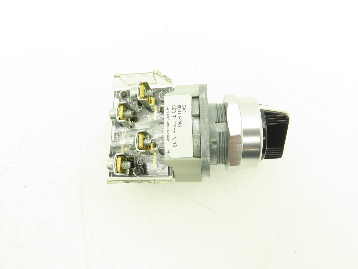 Allen Bradley 800T-H2A1 Selector Switch 2 Position Maintained 30mm