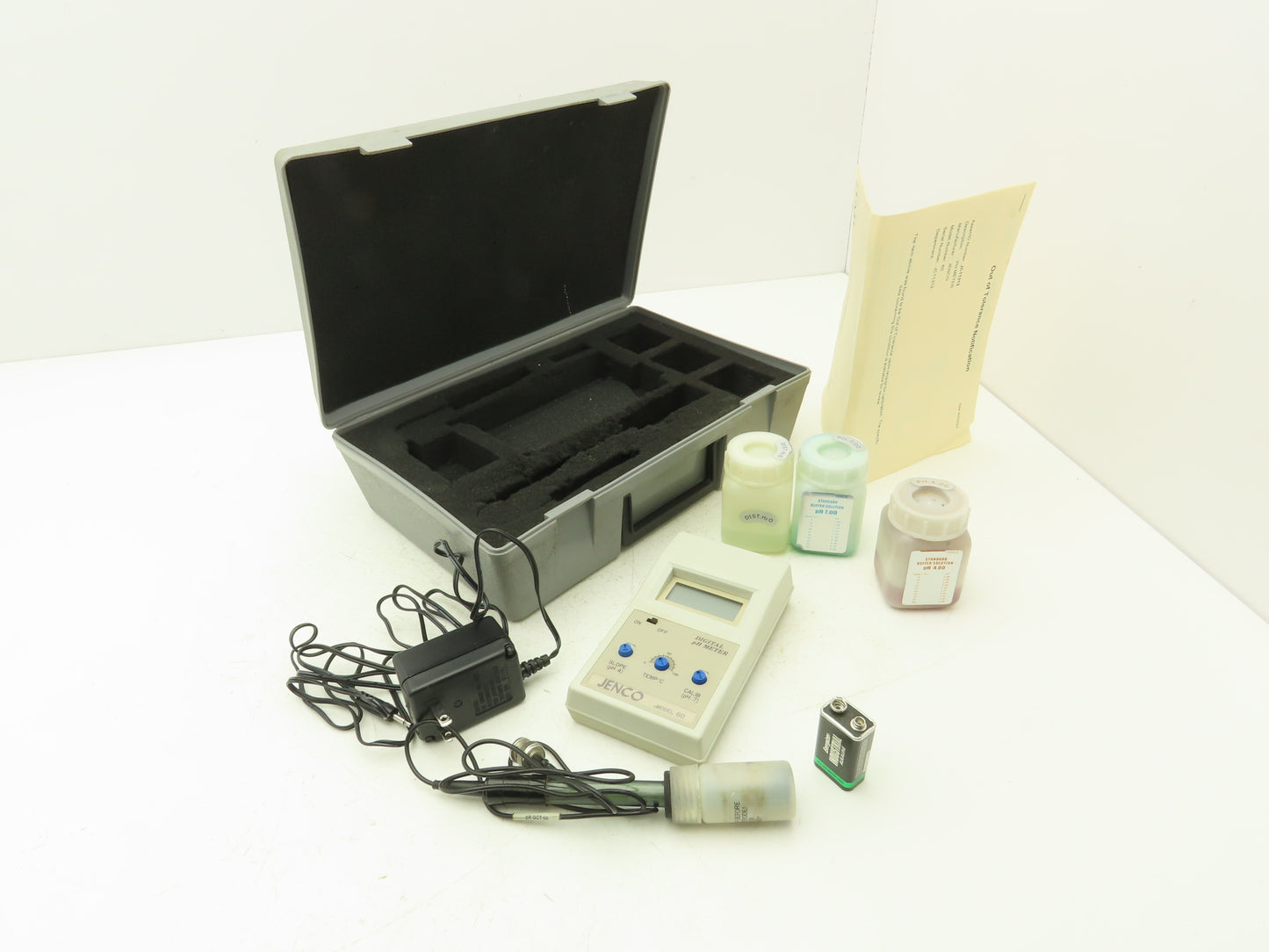 Jenco 60 Digital Handheld PH Meter 3 Bottles PH Solution Near Empty AC Adapter