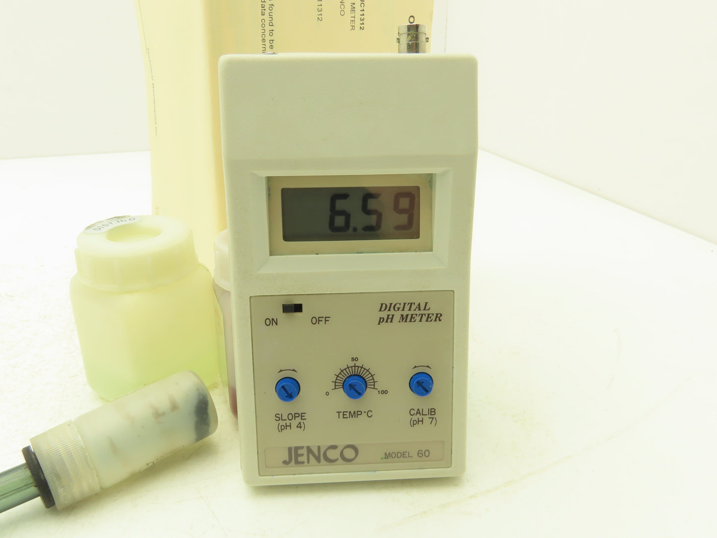 Jenco 60 Digital Handheld PH Meter 3 Bottles PH Solution Near Empty AC Adapter