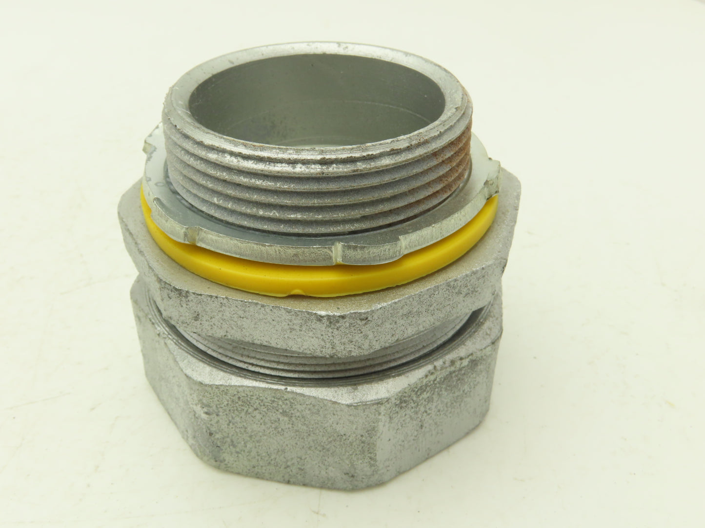 Cooper Crouse-Hinds LT250 2-1/2" Straight Non-Insulated Liquidtight Connector